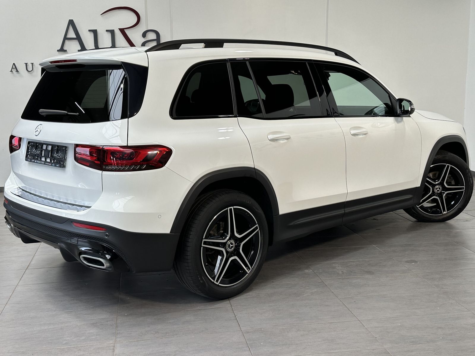 Fahrzeugabbildung Mercedes-Benz GLB 200d AMG-Line NAV+LED+AHK+KAM+WIDE+19ZO+1HD