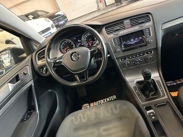 MYAUTOCENTER – Gebraucht- und Jahreswagen mit Werkstattservice in Pfaffenhofen Volkswagen Golf VII Lim. Comfortline BMT *Klima*TÜV*