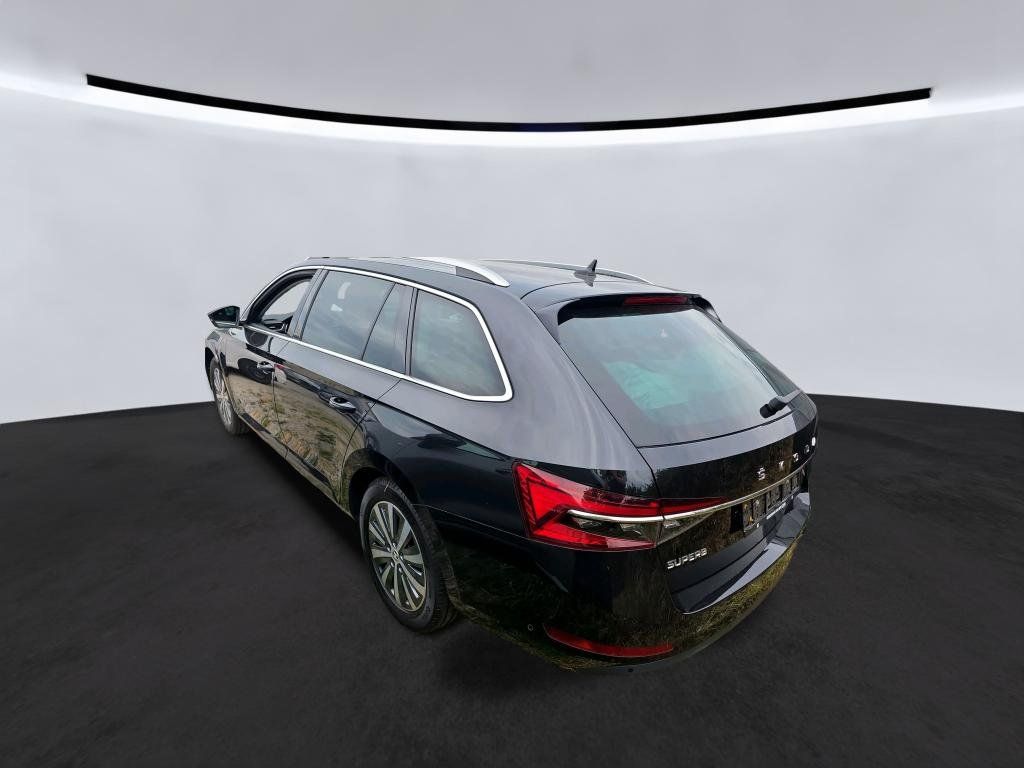Fahrzeugabbildung SKODA Superb Combi 2.0 TDI Style/AHK/ST-HZG/360°/ACC/