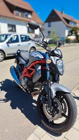 Suzuki Gladius SFV 650, 5.700 km, Top Preis! - SUZUKI 700