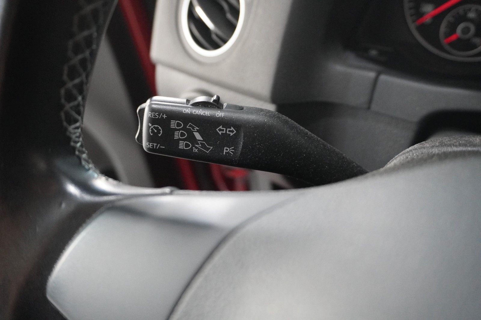 Fahrzeugabbildung Volkswagen Golf Plus VI TEAM 1.4 TSI DSG KLIMA/PDC/NEBEL/SH