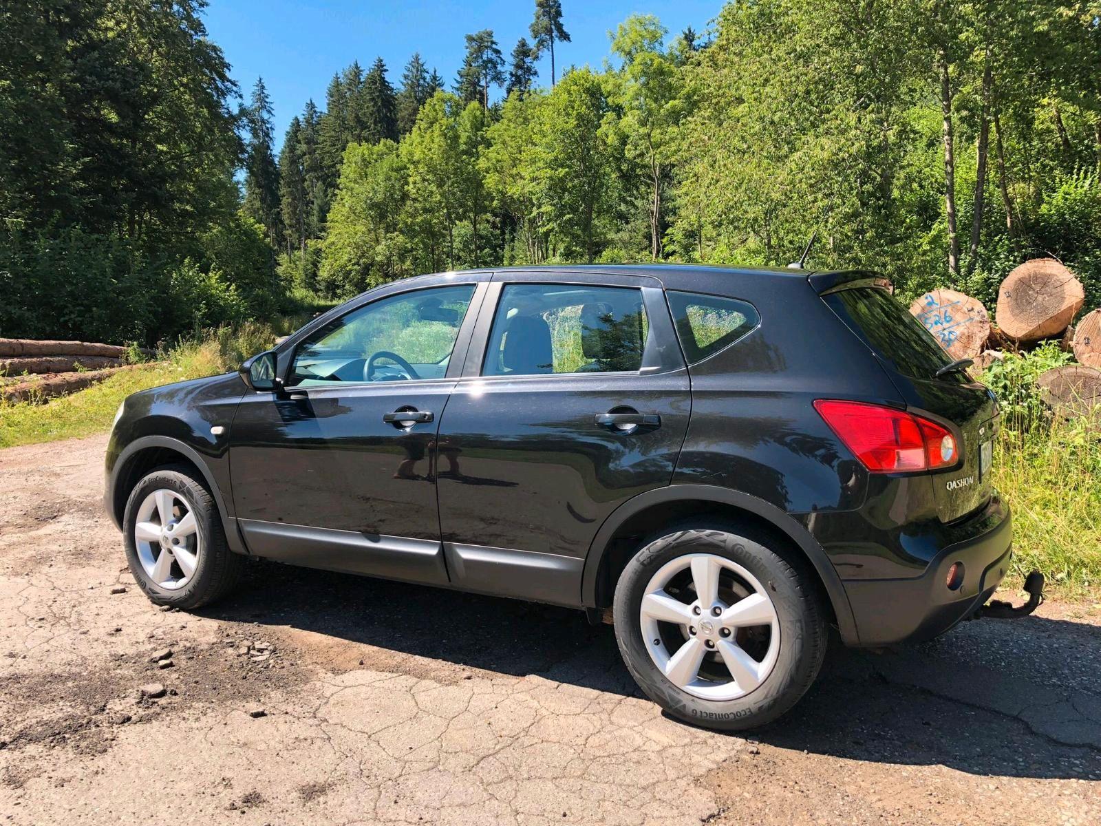 Nissan Qashqai+2 2008 — rear view