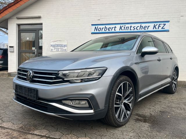 Volkswagen Passat Alltrack 19"LM Räder AHK STHZ LED ACC Kam