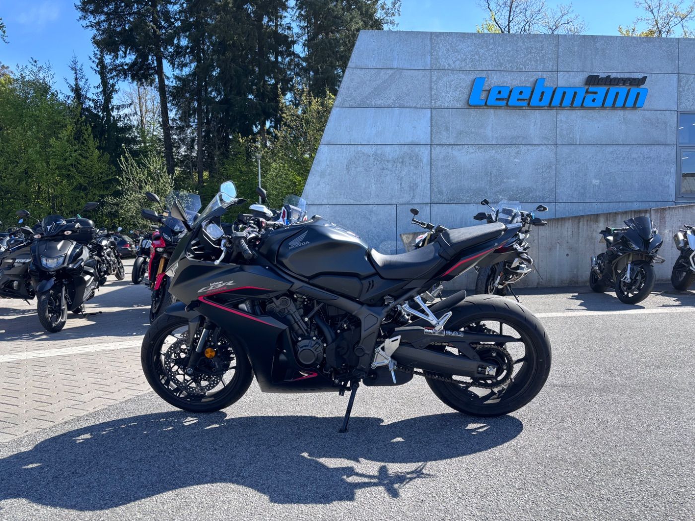 Fahrzeugabbildung Honda CBR 650 R Standard Kurzer Kennzeichenhalter,