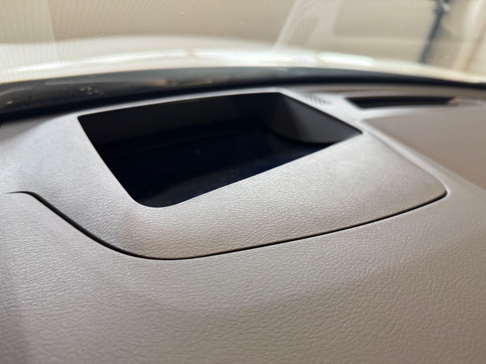 Fahrzeugabbildung Nissan N-Design e-Power 360° Kamera, Leder / Alcantara