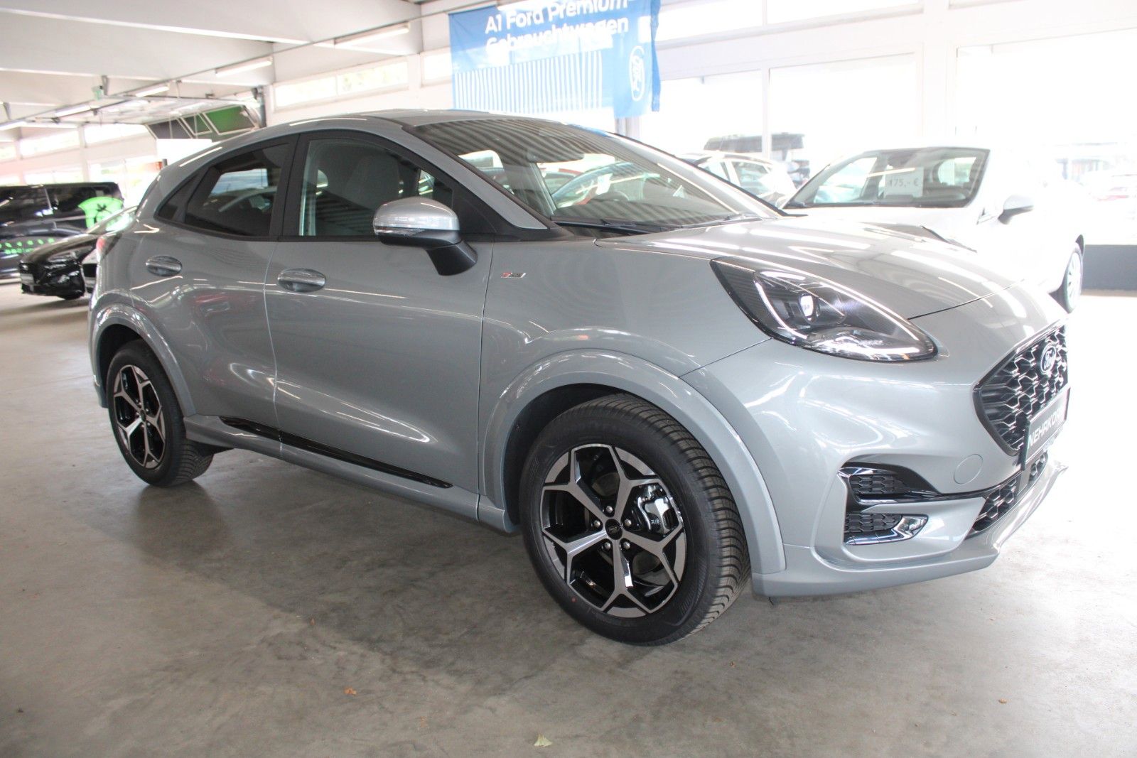 Fahrzeugabbildung Ford Puma 1,0 EcoBoost Hybrid ST-Line Automatik GJR