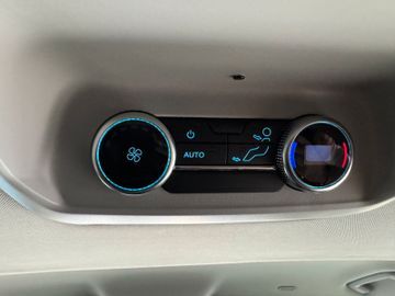 Ford Tourneo Custom 2.0 L1 Titanium Standheizung ACC