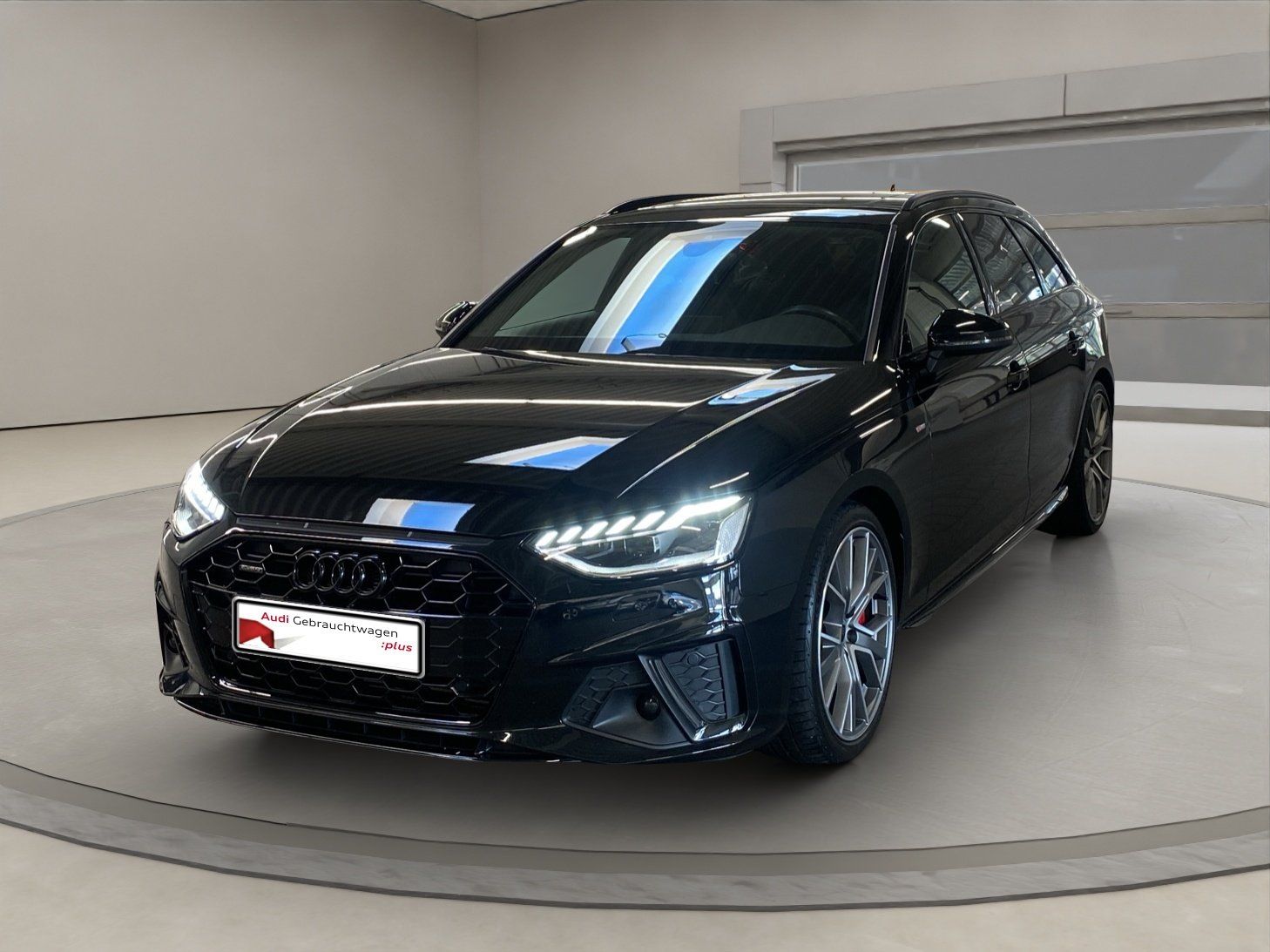 Audi A4 Avant 45 2.0 TFSI quattro S-Line Pano S-line imagem 2