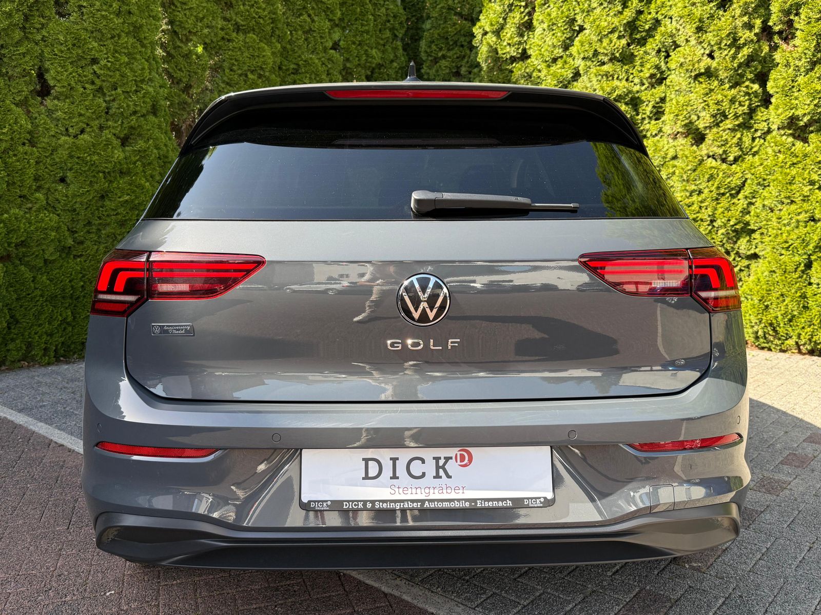 Fahrzeugabbildung Volkswagen Golf Lim. 2.0 TDI DSG Goal LED+KAM+ACC+SHZ+CARPL