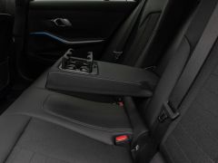 Foto Nummer 28: BMW 330i