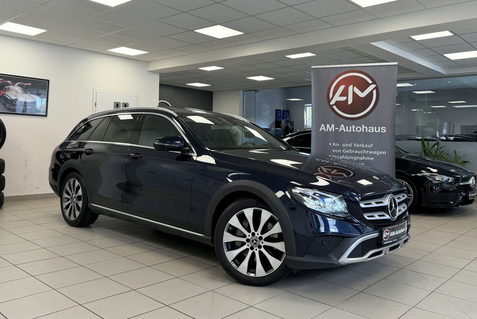 MERCEDES-BENZ E 220d 4Matic All-Terrain *GlasSD*ACC*AHK*