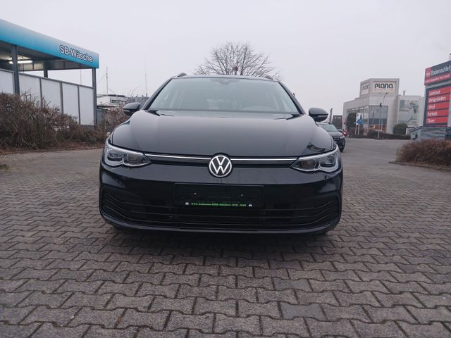 Volkswagen Golf VIII Variant Life eTSI