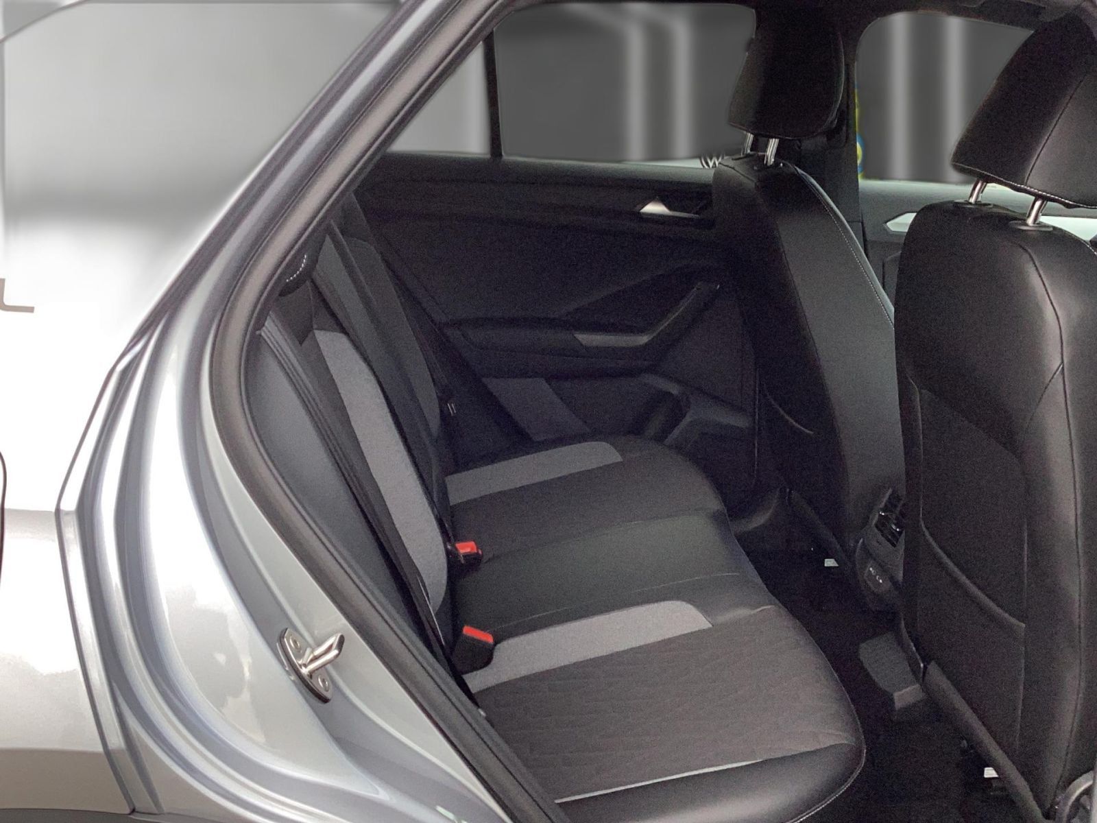 Volkswagen T-Roc - Bild 18