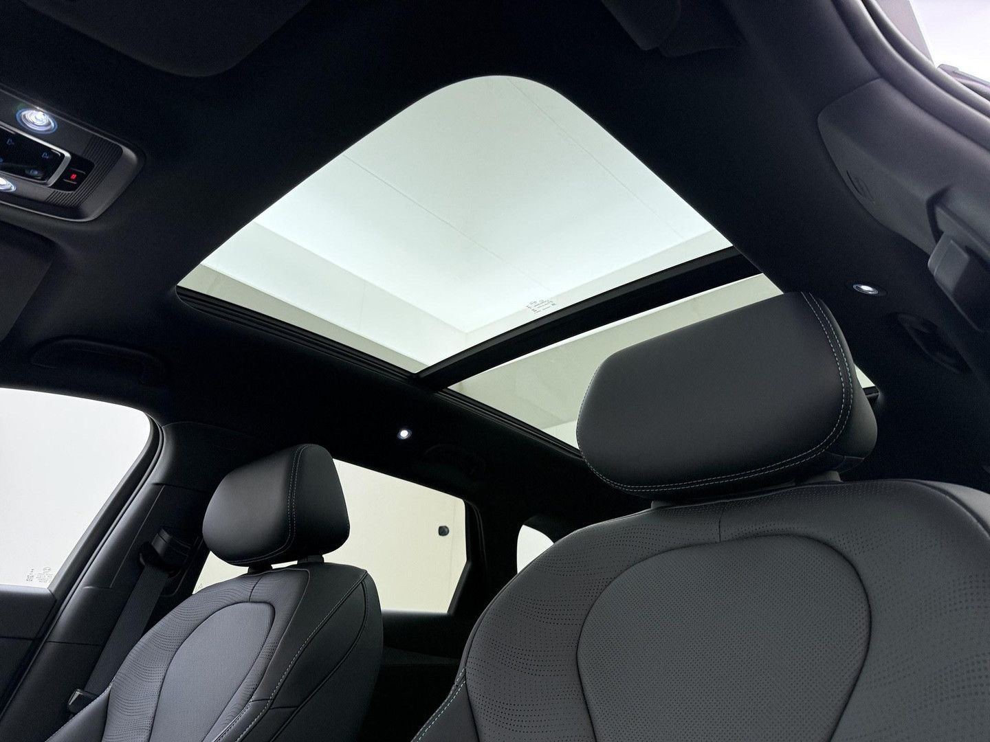 BYD SEAL 6