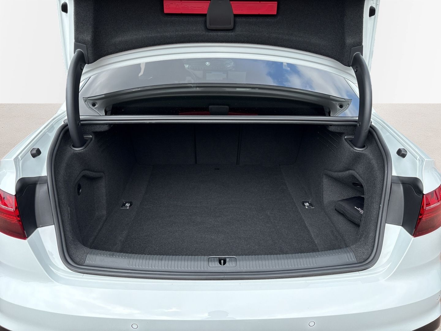 Audi A4 - Bild 10