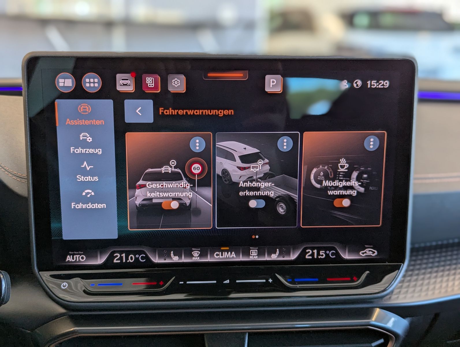 Fahrzeugabbildung CUPRA Leon 2.0 DSG Dynamic/Edge-Paket Navi AHK 5J-Gara