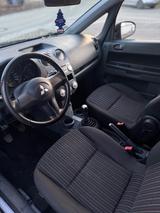Mitsubishi Colt 1.3 30 Jahre 30 Jahre - Mitsubishi Colt: 30 Jahre