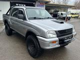 Mitsubishi L200 2.5 TDI 4WD GLS - gebrauchte Mitsubishi L200 aus dem Jahr 2000