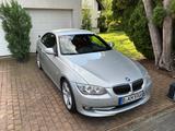BMW 330i - Coupé E92 - Unfallfrei, Facelift, Vollaus - BMW 330: Coupe, 330i