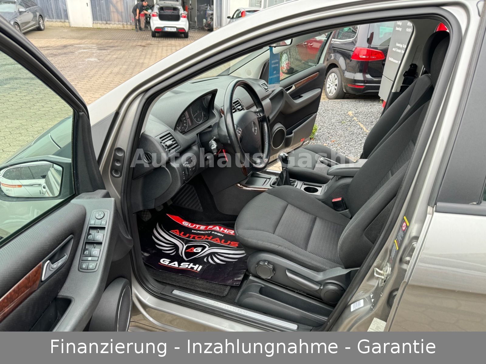 Fahrzeugabbildung Mercedes-Benz A-Klasse150*Elegance*2.HD*Klima*Allwetter-Reifen