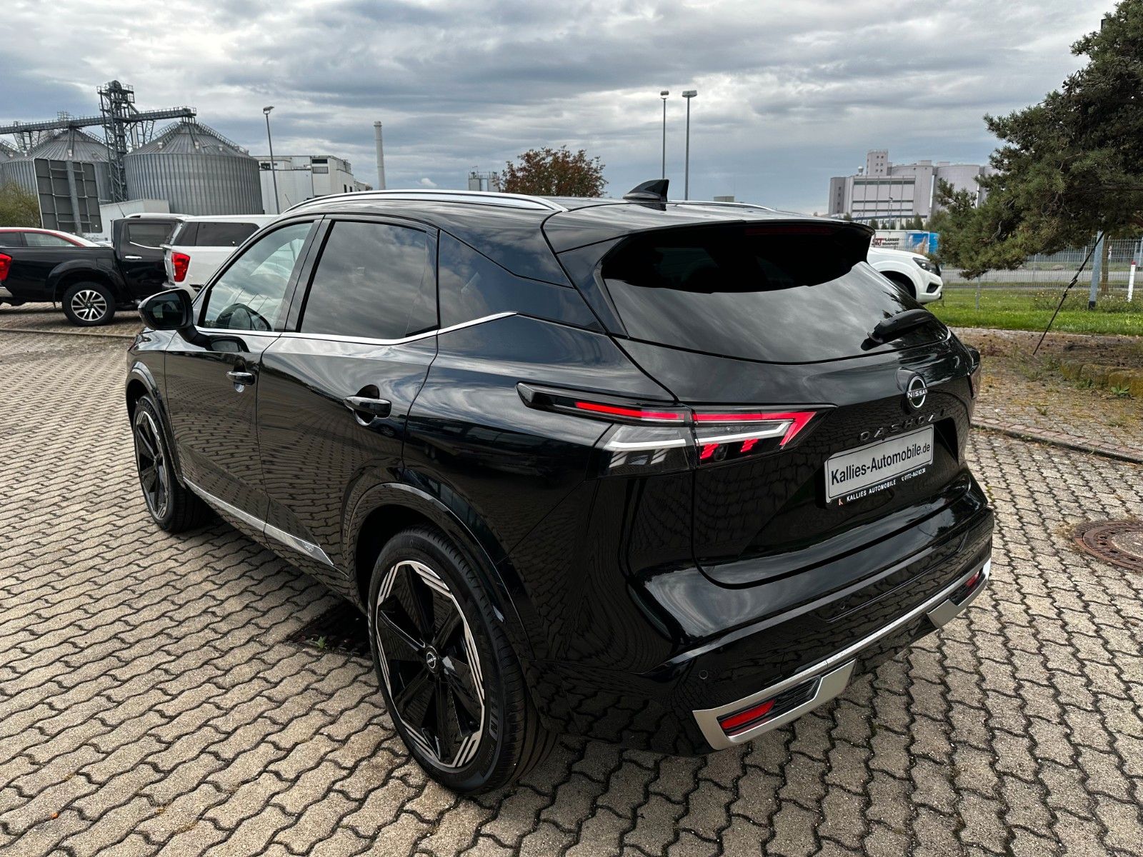 Fahrzeugabbildung Nissan Qashqai Tekna+ AHK/Leder/Pano/Bose