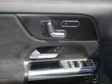 Mercedes-Benz GLA 250 e AMG+NIGHT+DISTRONIC+AHK+MEMORY+KEYLESS - mit Hybrid-Antrieb: Geländewagen, Automatik