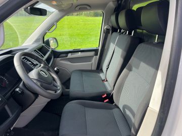 Volkswagen T6 Transporter - 10
