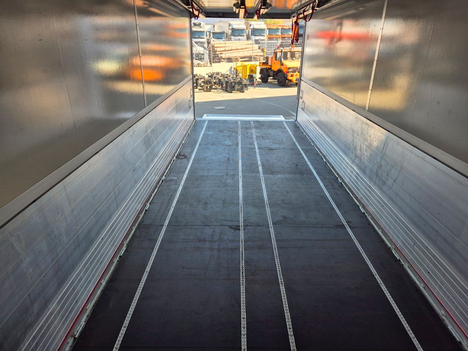 Fahrzeugabbildung Iveco AS260S50Y/FS Schwenkwand LBW 2xAHK CAM Intarder