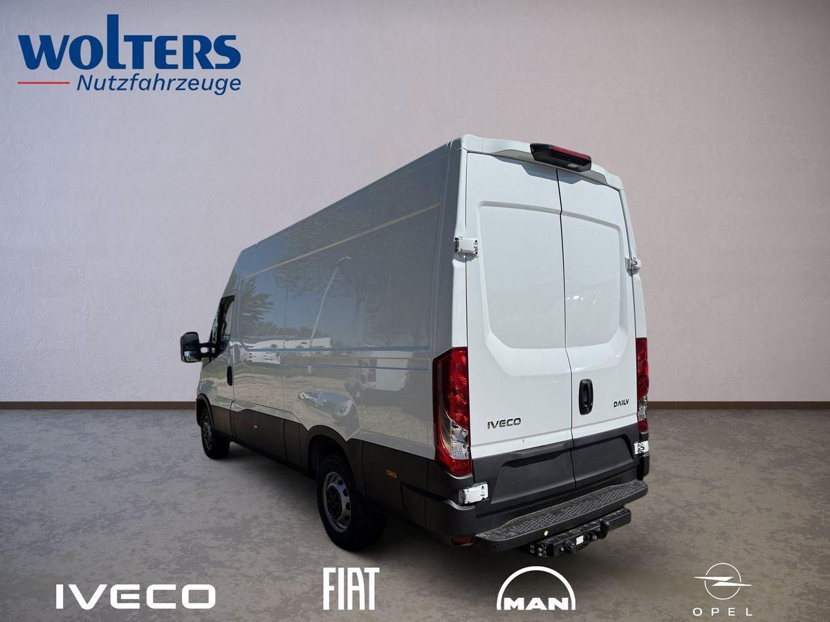 Fahrzeugabbildung Iveco Daily 35S14B V Y Kastenwagen