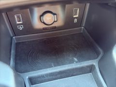 Fahrzeugabbildung DS Automobiles DS 7 BlueHDI 130 Aut. OPERA LEDER Panoramadach