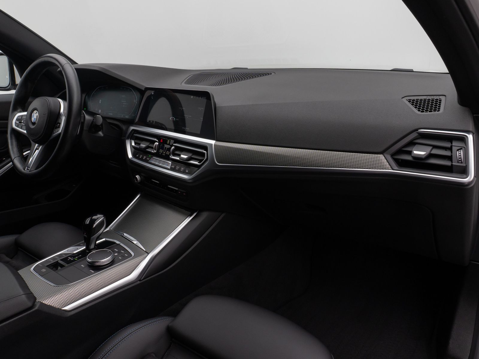 Fahrzeugabbildung BMW 330i xD M Sport Laser DAB Lenkrhzg Komfort Alarm