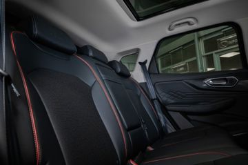 Bild 21 BAIC Beijing X75 AHK M&S Klimaauto. Pano USB