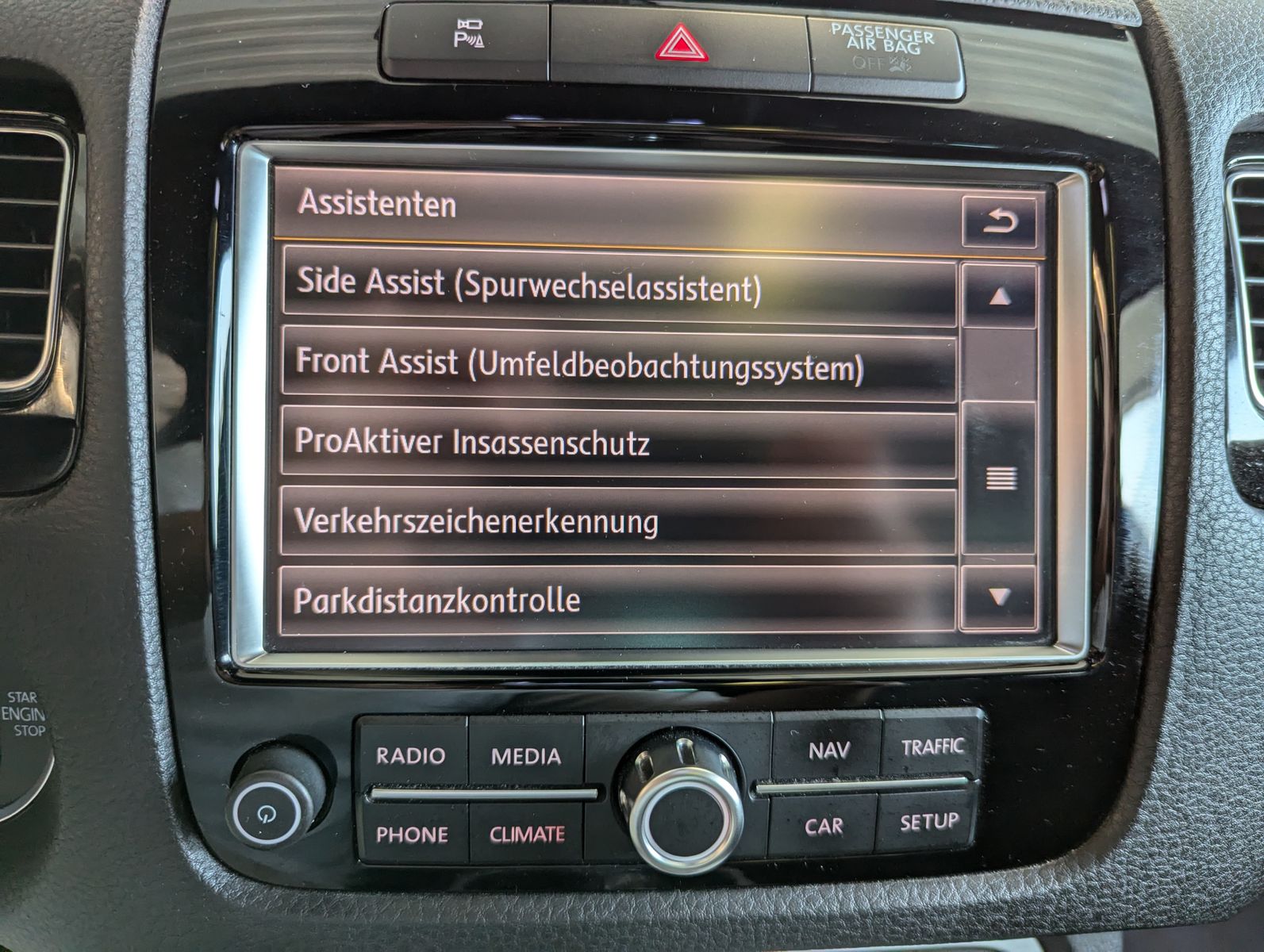 VW Touareg V6 TDI Pano Bi-Xen Memory DYNAUDIO StHz - Image 32