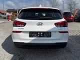 Hyundai i30 1.6 CRDI DCT cw*Navi*AHK*SHZ* Kamera*CarPlay - Hyundai i30: Cw Crdi