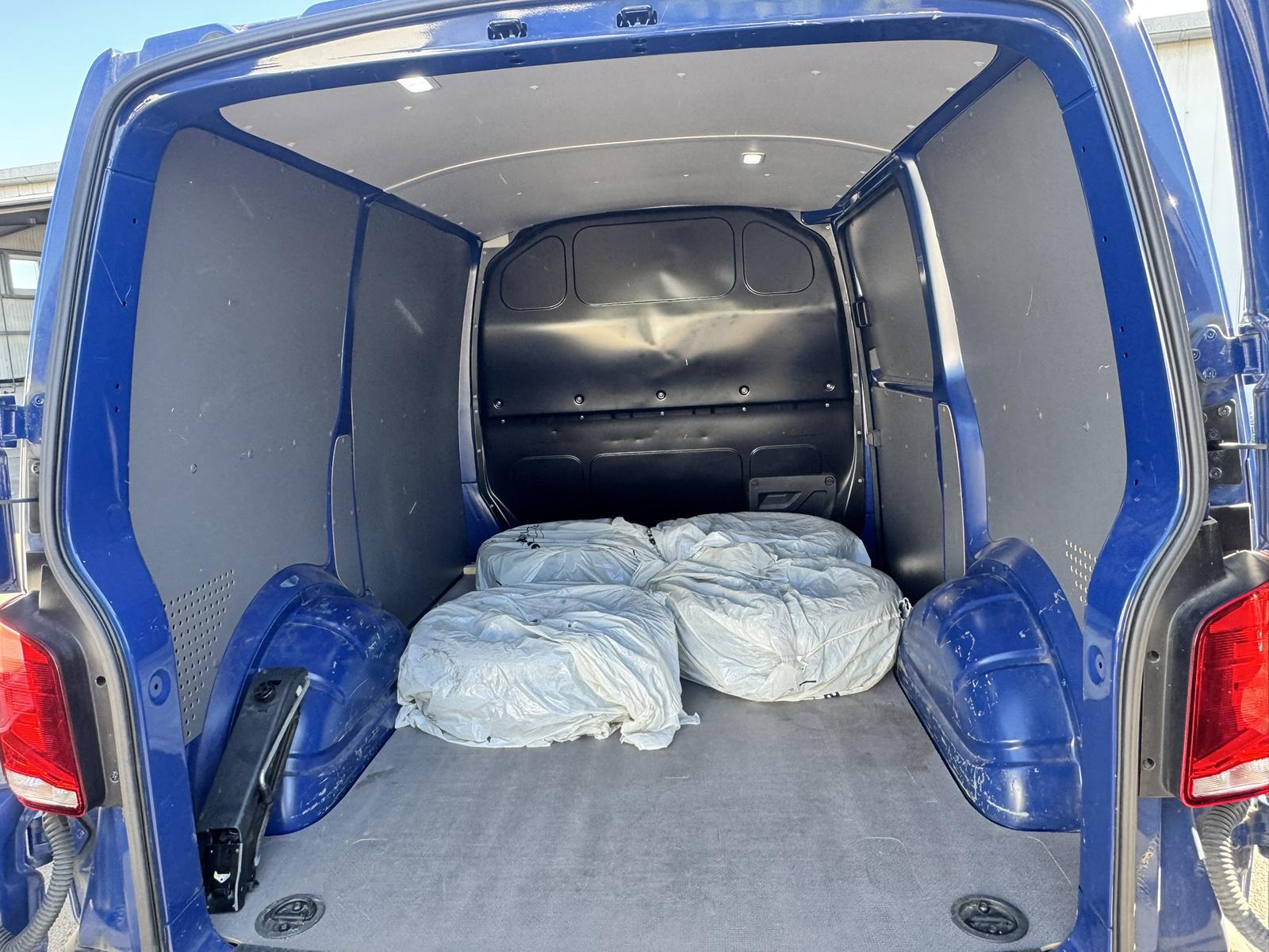 Volkswagen T6 Transporter 6.1 Kasten TDI Klima*Flügeltür