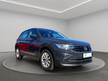Volkswagen Tiguan - 3