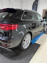 Audi A3 2.0 TDI S tronic Sportback, S-line - Audi A3 mit Diesel-Antrieb: Kombi, Automatik