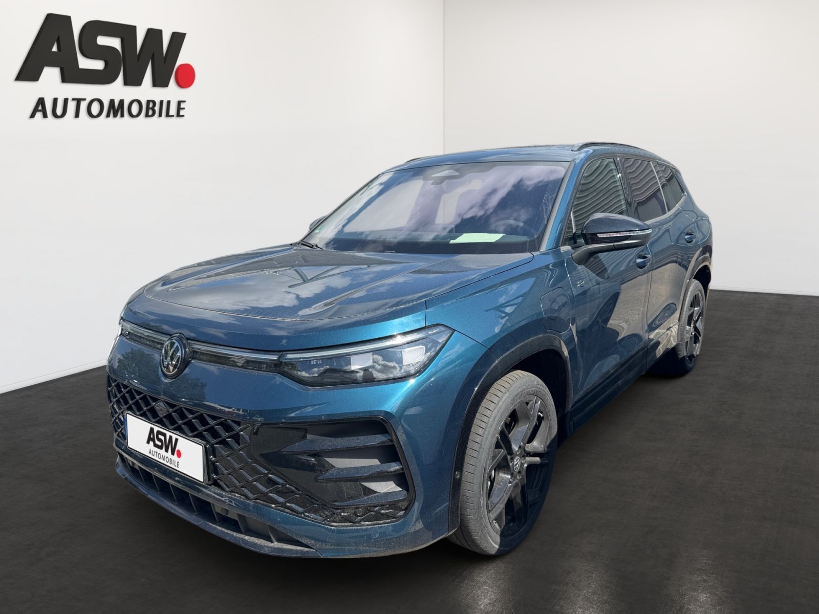 Volkswagen Tayron R-Line 1.5 eHybrid DSG AHK Pano HeadUp foto 1