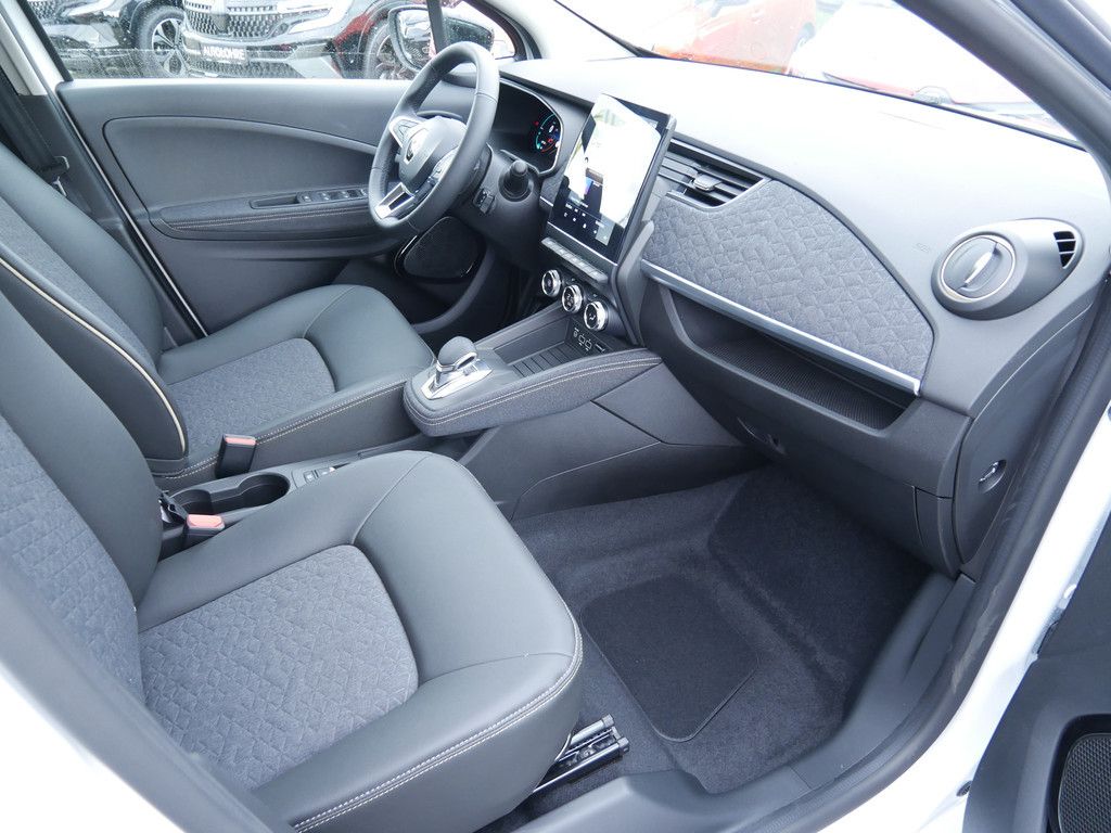 Fahrzeugabbildung Renault ZOE E-TECH 100% elektrisch Iconic EV50 135hp