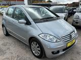 Mercedes-Benz A 170 *Aut.*ALLWR*PDC*MFL* TÜV NEU - Mercedes-Benz A-Class: 170