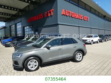 Audi Q3 - 1