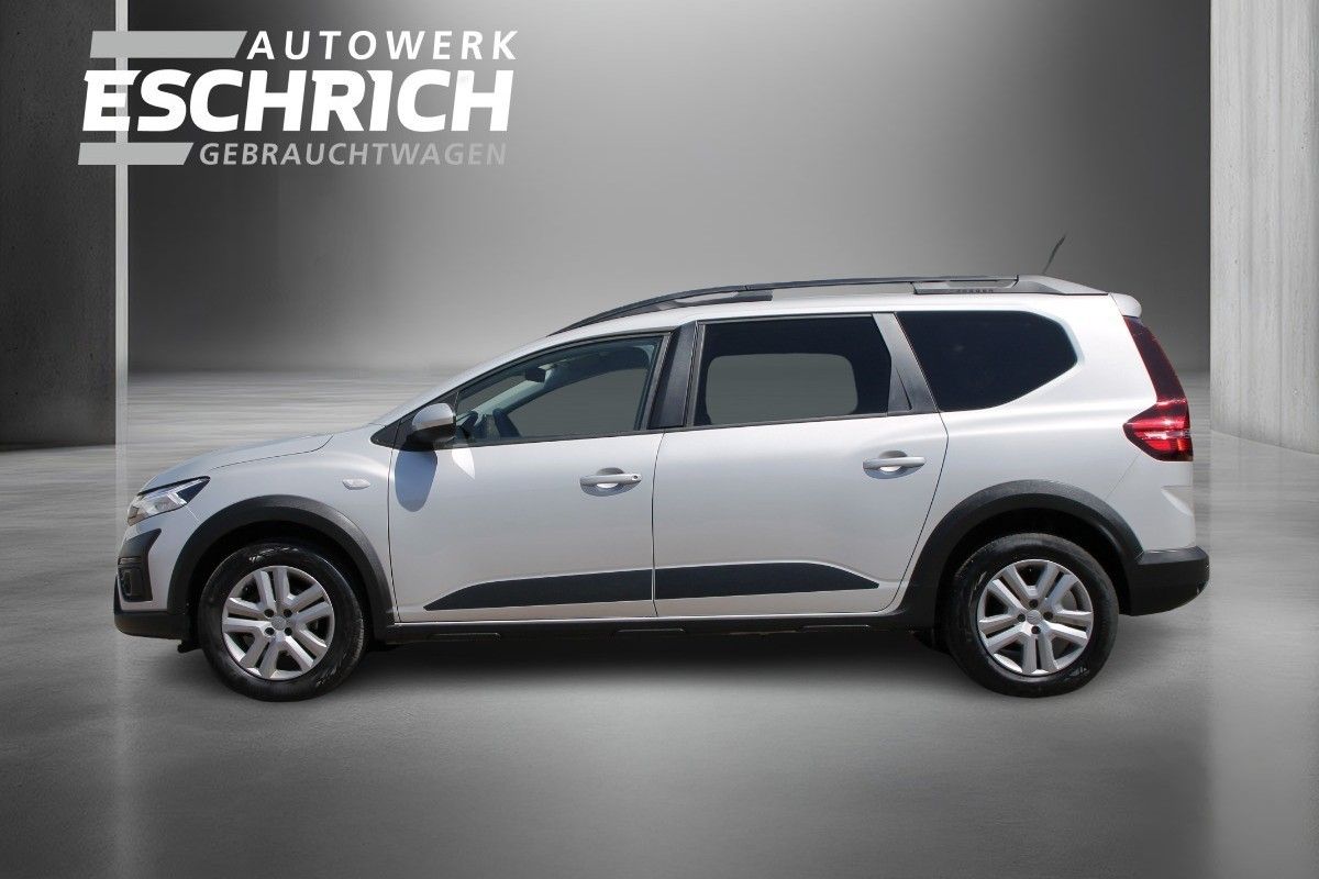 Fahrzeugabbildung Dacia Jogger Expression TCe 110 7-Sitzer