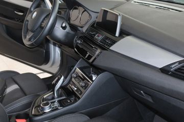 BMW 218 Active Tourer - 11