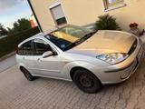 Ford Focus 1.8 Ghia - Ford Focus aus 2002: Kombi