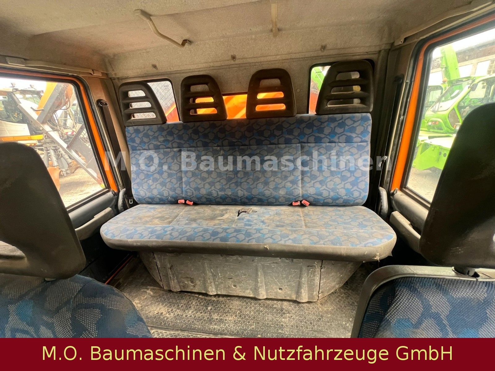 Fahrzeugabbildung Iveco Eurocargo 80E18 Doka 3.Seitenkipper