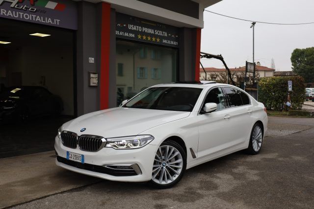 BMW 530 d xDrive 249CV Berlina Live Cockpit Head