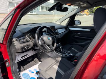 BMW 216 - 12