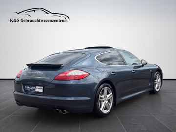 Porsche Panamera - 5