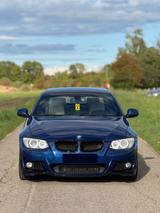 BMW Bmw E93 335i Cabrio M-Sport DKG - BMW 335 aus 2010: 335d