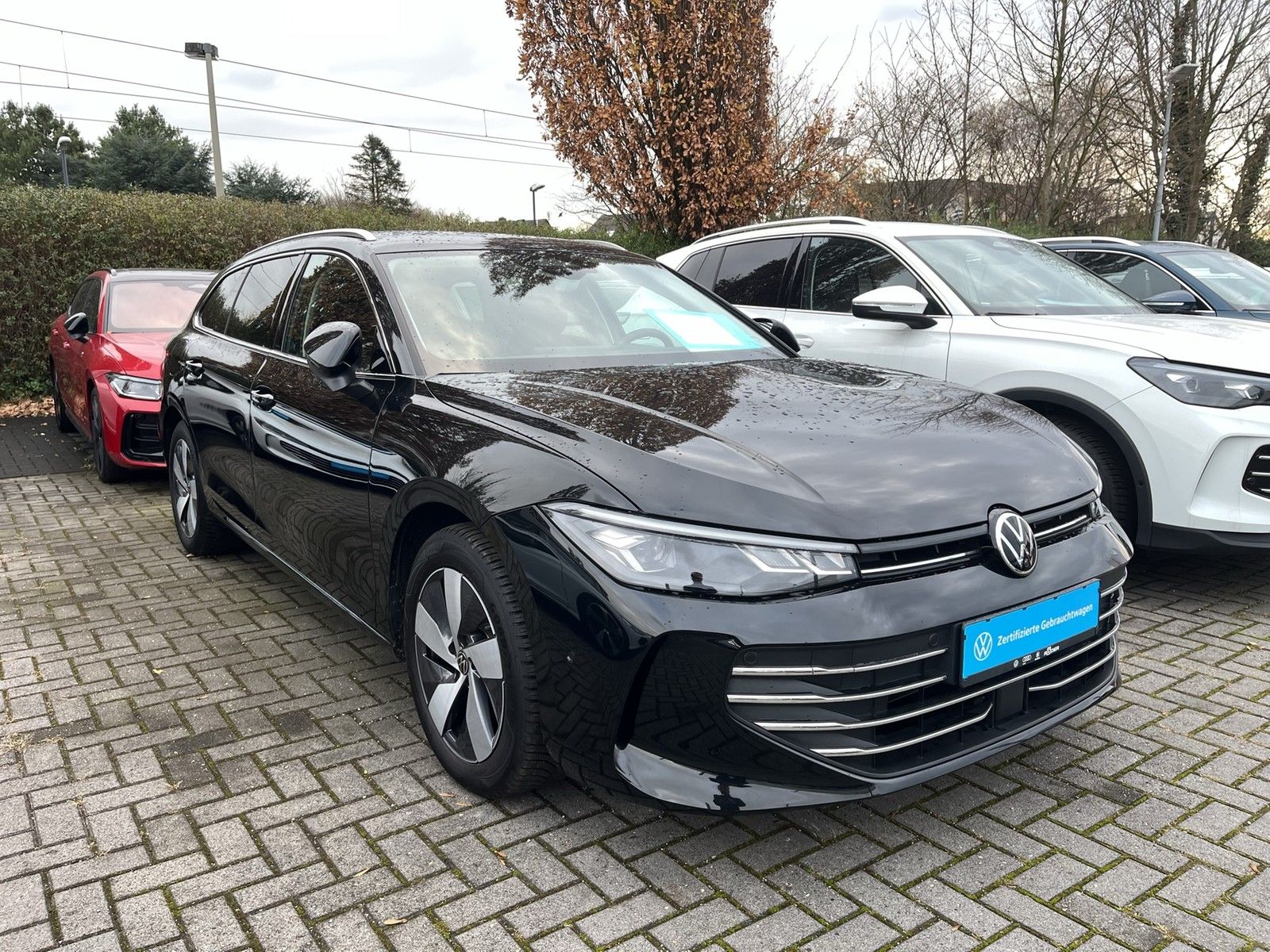 Volkswagen Passat Variant 1.5 eTSI Business Navi AHK 360° foto 4